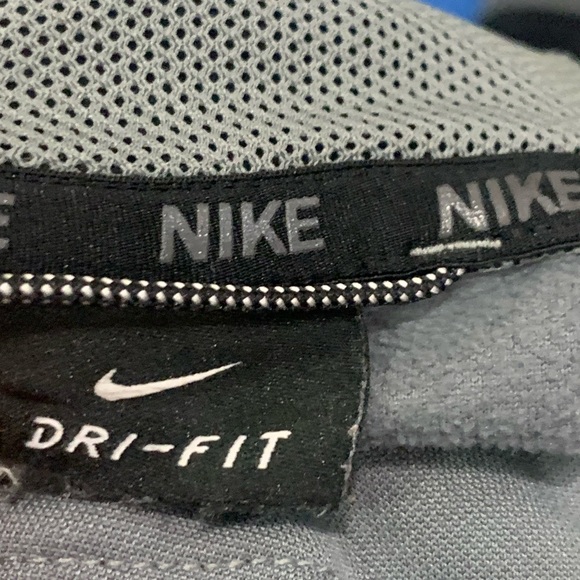 NIKE SWOOSH hoodie - EUC 😃 - Picture 4 of 6